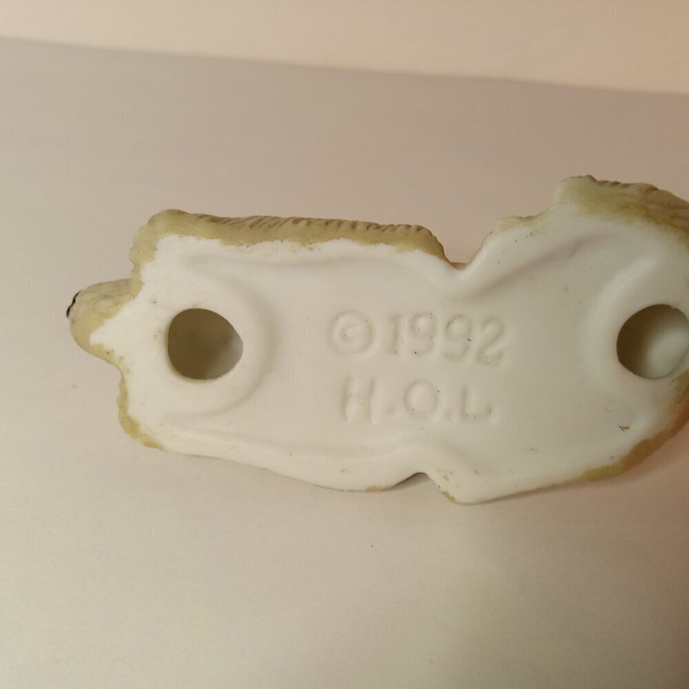 Vintage 1992 House of Lloyd  Porcelain Dog 3.5 in. Long - Picture 7 of 7